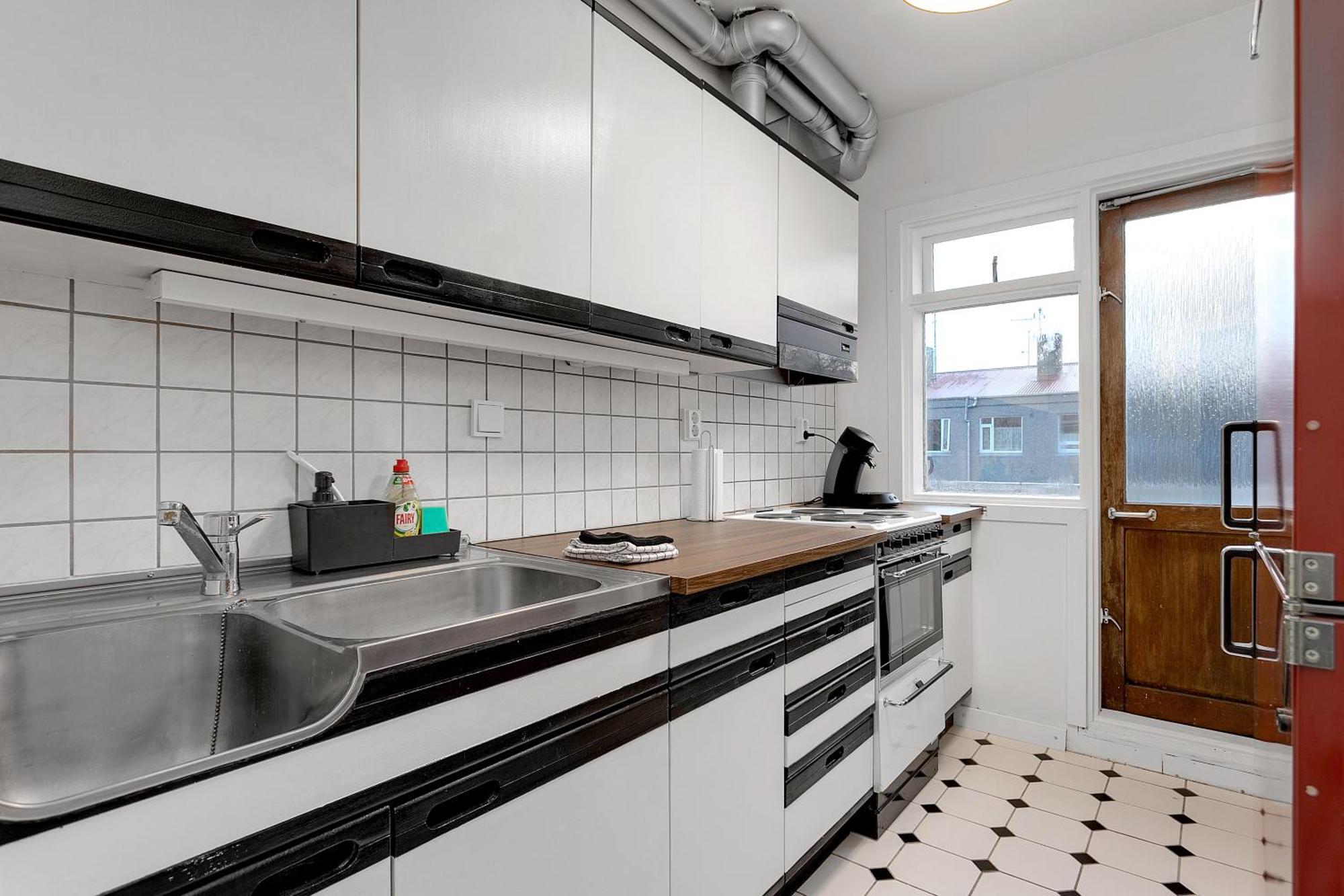 Modern 2Br Flat In Reykjavik Appartement Buitenkant foto