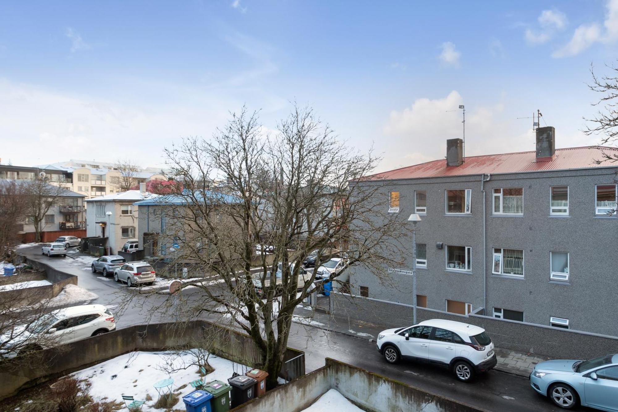 Modern 2Br Flat In Reykjavik Appartement Buitenkant foto
